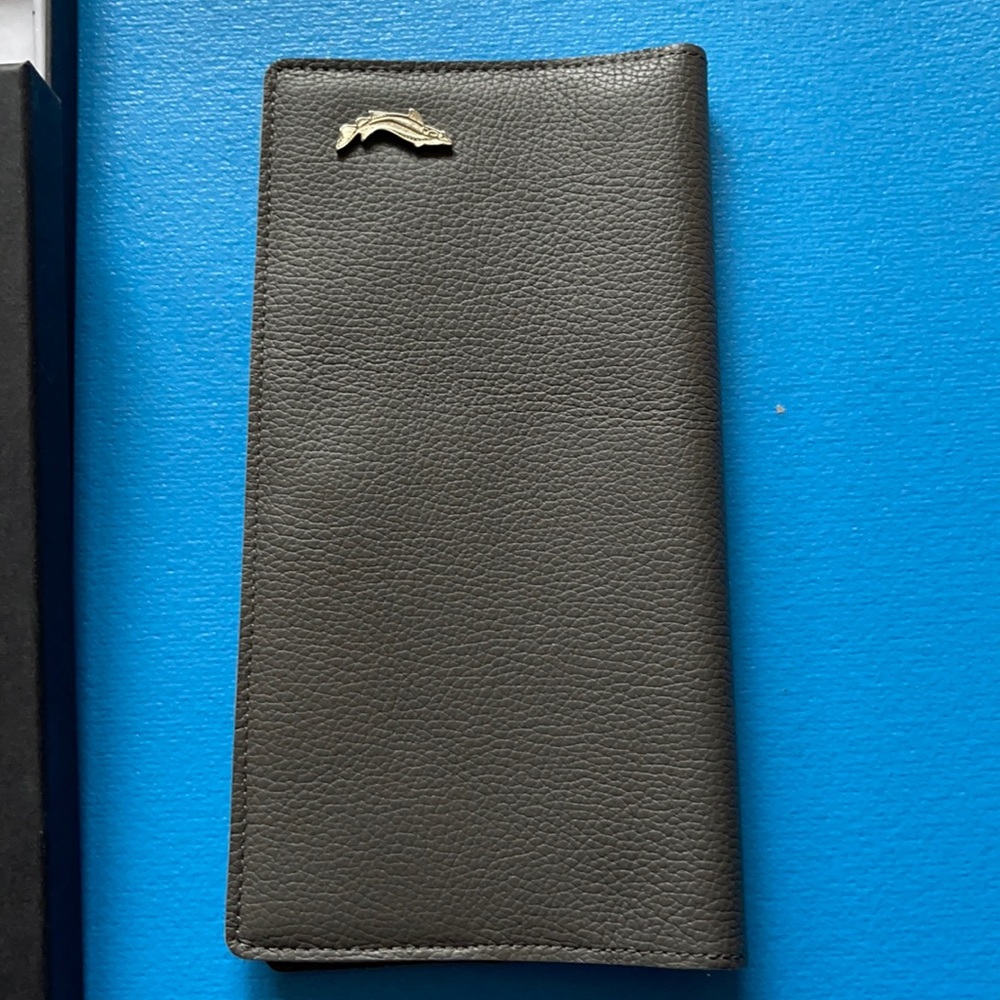 BELUGA noble Russian vodka Wallet .
